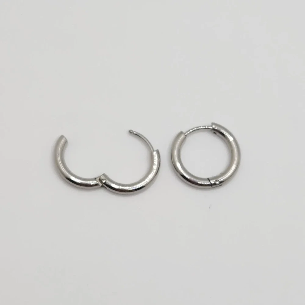 Dainty Hoop Earrings Silver Hypoallergenic Hinged Click Closure 15mm Minimalist
